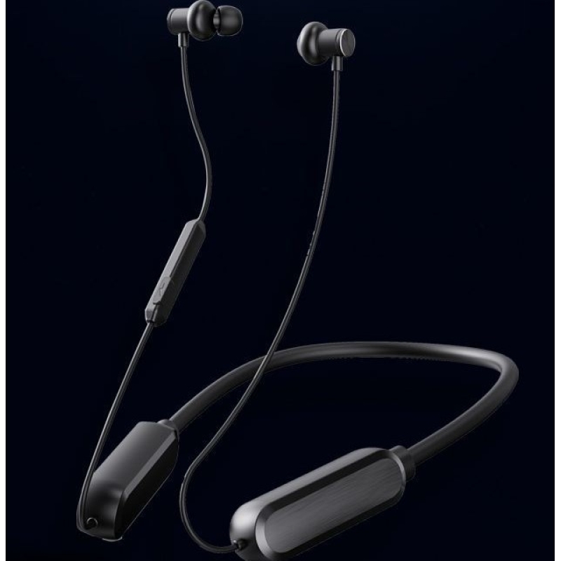 On-the-Go Hearing Solution: Lightweight and Portable Ear Amplifier