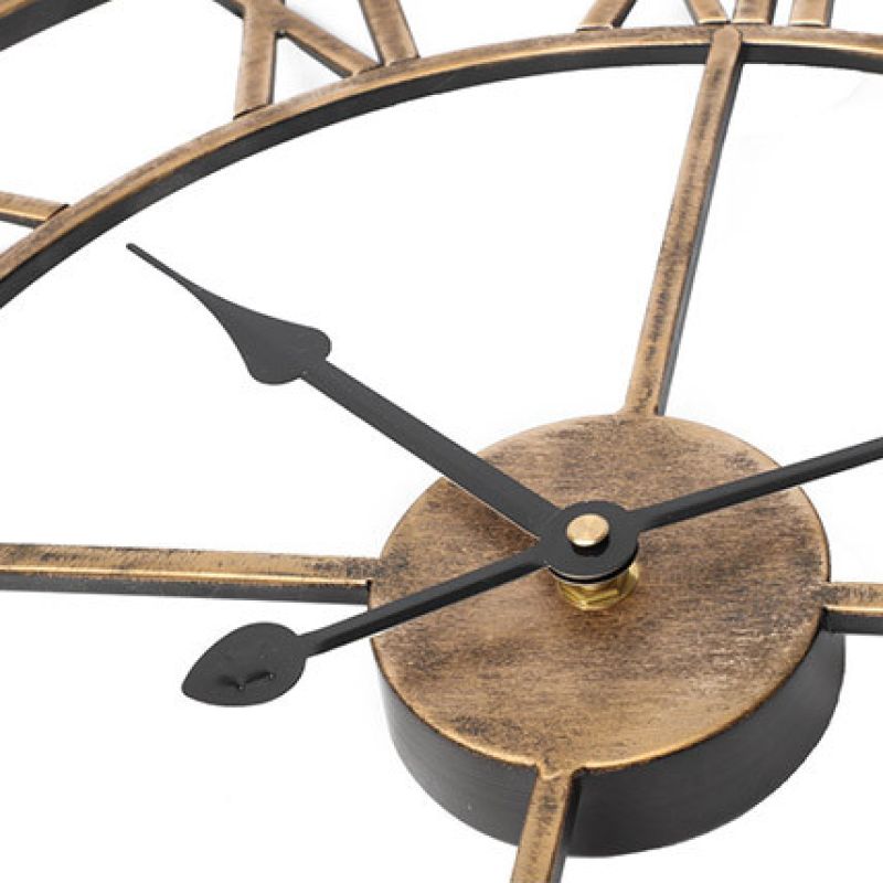 Large Modern Metal Wall Clock Country Style Round Battery Powered Roman Digital Clock