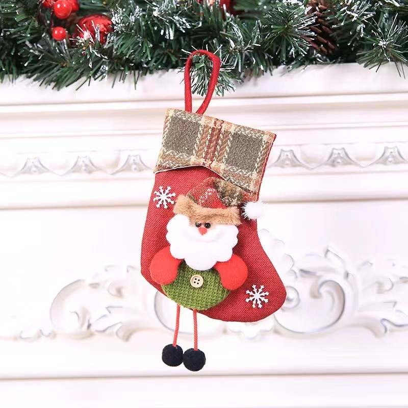 Christmas Sock Pendants – Festive Gift Bags & Ornaments for Holiday Decor